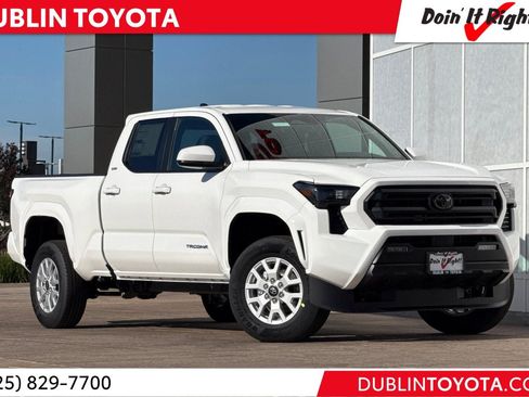 New 2026 Toyota Tacoma SR5 image 1