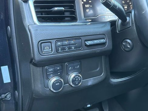 Used 2023 GMC Yukon Denali AWD/4WD image 28