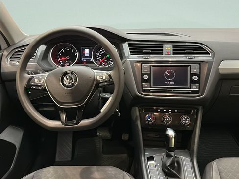 Used 2018 Volkswagen Tiguan S AWD/4WD image 22