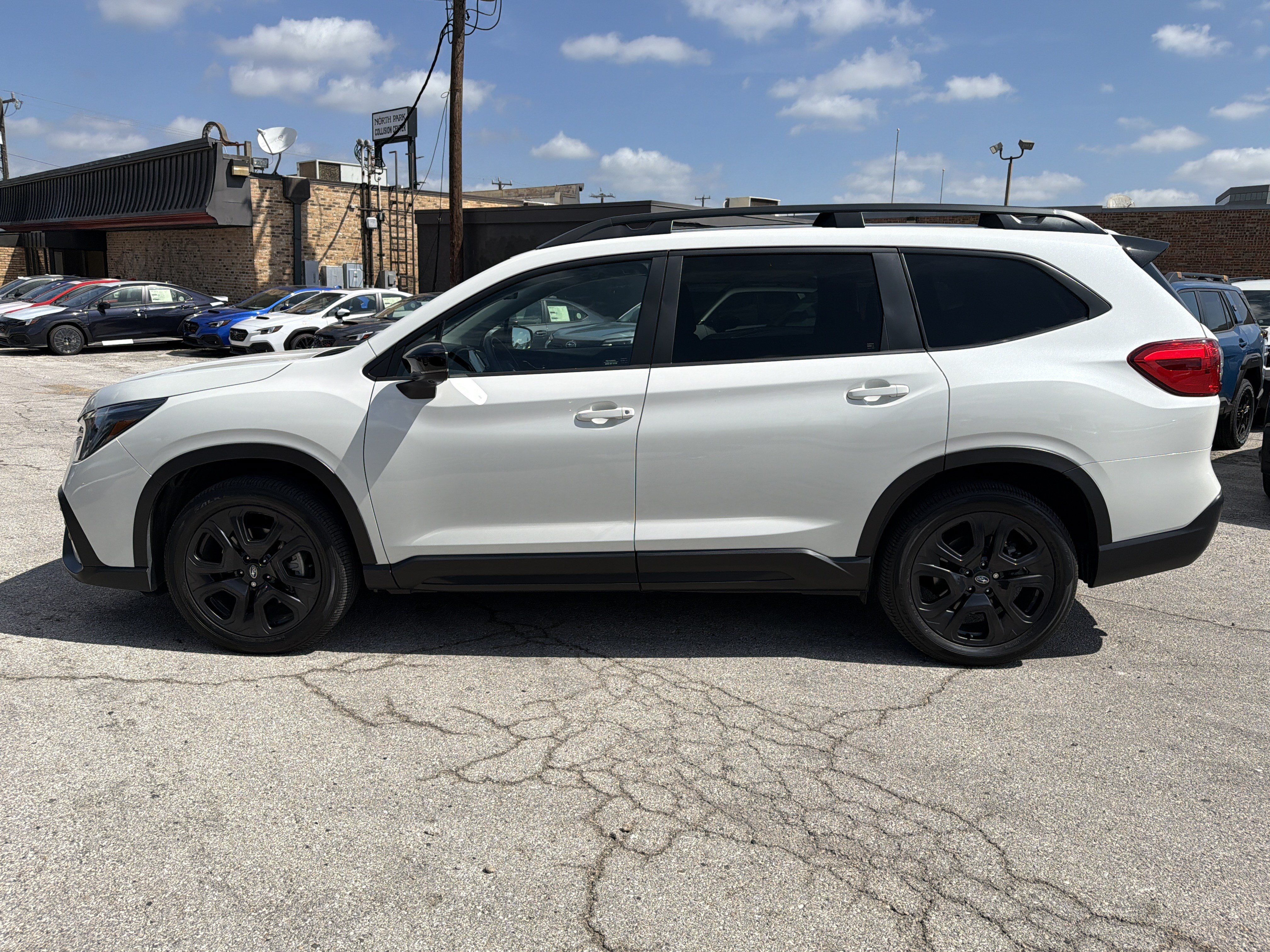 Used 2025 Subaru Ascent Bronze Edition AWD/4WD image 6