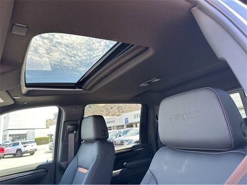 New 2025 GMC Sierra 2500 AT4 w/ AT4 Premium Plus Package image 23