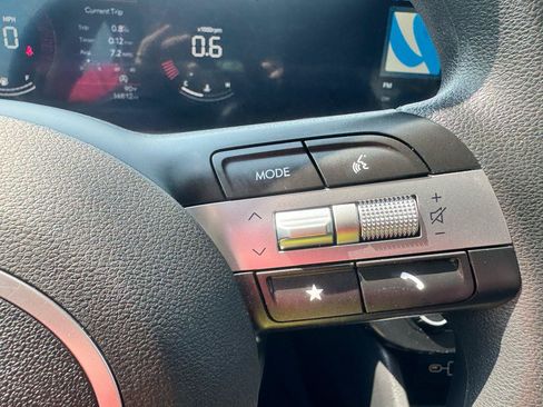Used 2025 Hyundai Sonata SE FWD image 32