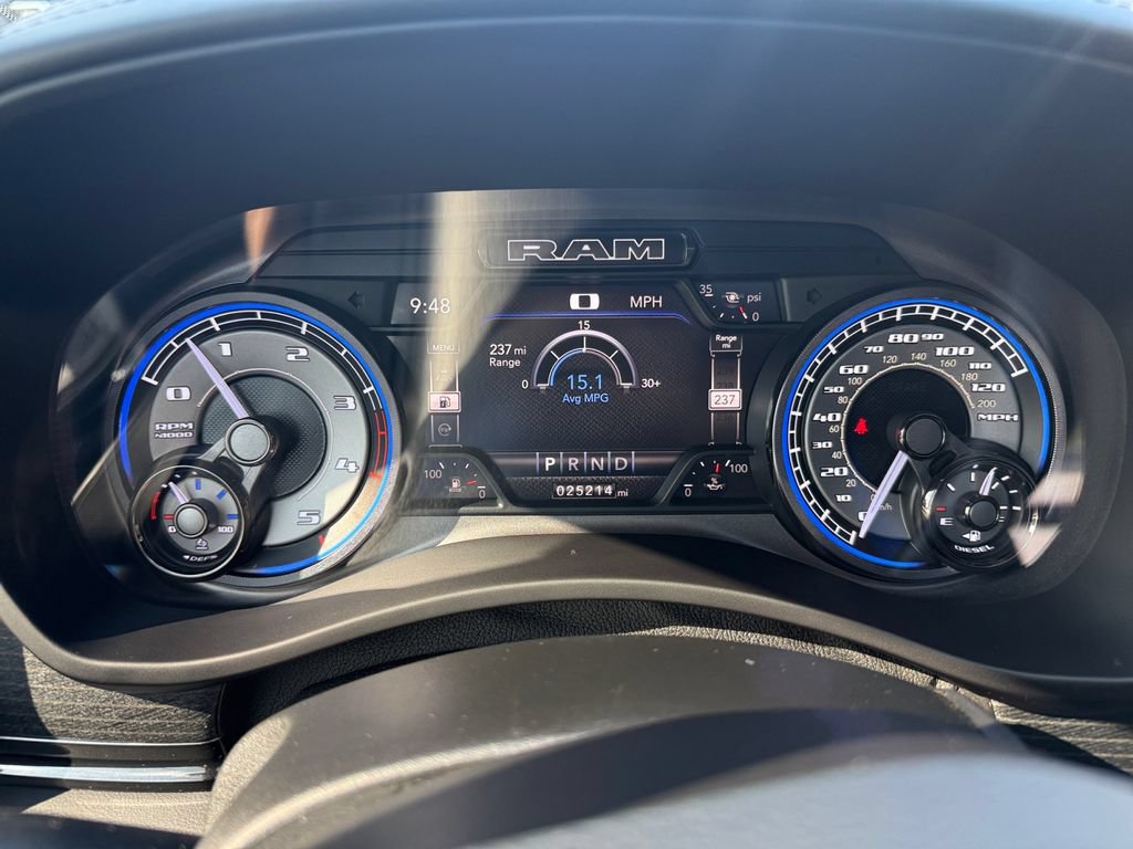 Used 2022 RAM 3500 Limited AWD/4WD image 16