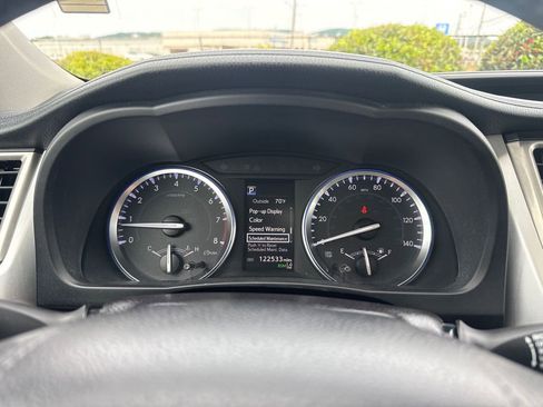 Used 2018 Toyota Highlander SE AWD/4WD image 26