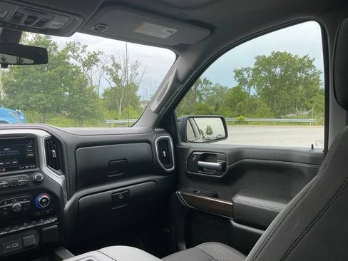Used 2021 Chevrolet Silverado 1500 LT Trail Boss w/ Convenience Package II AWD/4WD image 29