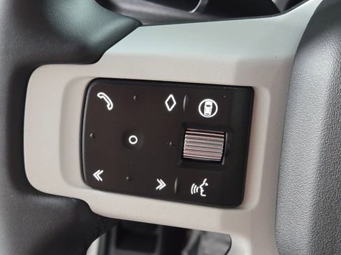New 2026 Land Rover Defender 110 X-Dynamic SE AWD/4WD image 25