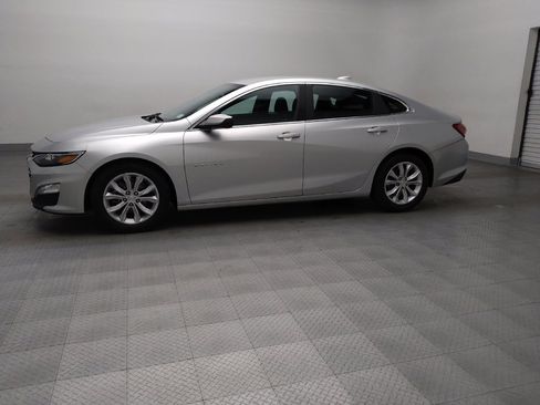 Used 2021 Chevrolet Malibu LT FWD image 2