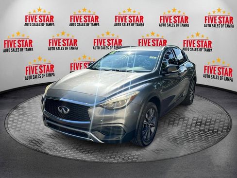 Used 2018 INFINITI QX30 Premium w/ Cargo Package image 3