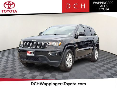 Used 2019 Jeep Grand Cherokee Laredo AWD/4WD image 1