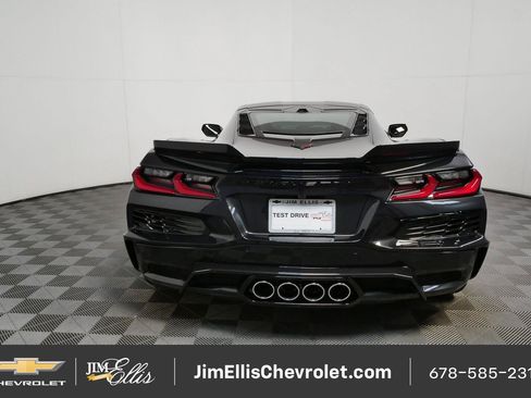 Used 2023 Chevrolet Corvette Z06 RWD image 27