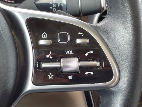 Used 2022 Mercedes-Benz GLC 300 image 27
