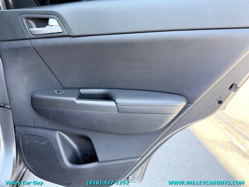 Used 2017 Kia Sportage EX FWD image 25