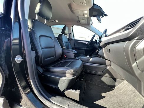 Used 2022 Ford Escape SEL image 26