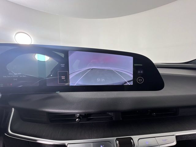 Used 2024 Lucid Air Touring AWD/4WD image 15