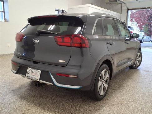Used 2018 Kia Niro LX image 4