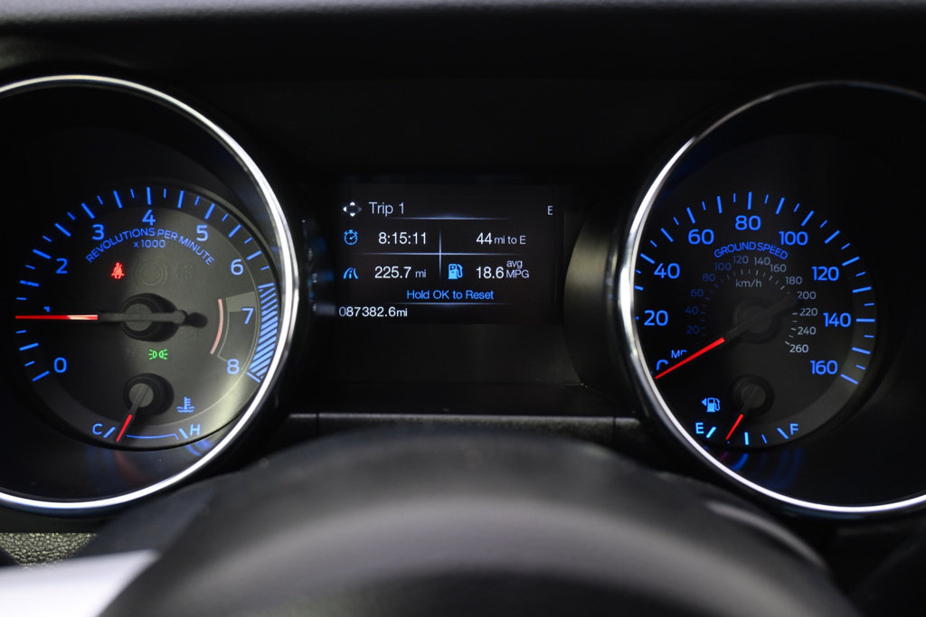 Used 2015 Ford Mustang 50 Years RWD image 31