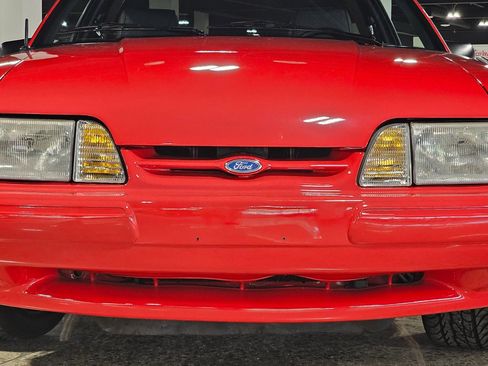 Used 1988 Ford Mustang LX image 4