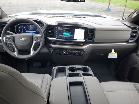 New 2026 Chevrolet Silverado 2500 LT w/ All Star Edition AWD/4WD image 9