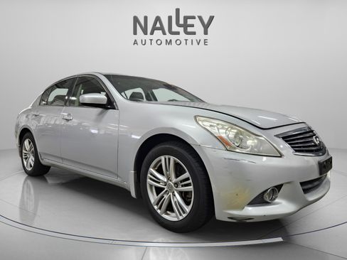 Used 2013 INFINITI G37 x w/ Premium Pkg image 7