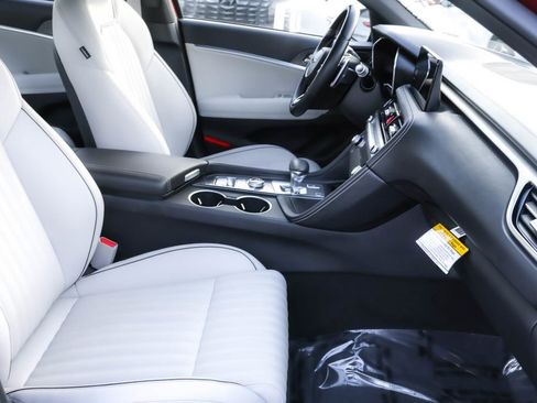 Used 2026 Genesis G70 3.3T Sport Prestige image 39