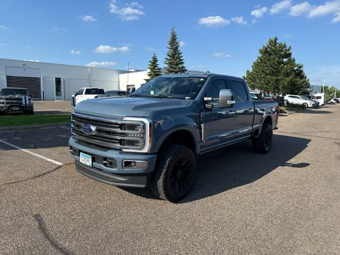 Used 2023 Ford F350 Limited w/ FX4 Off-Road Package AWD/4WD image 3