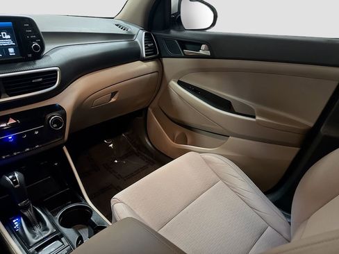 Used 2020 Hyundai Tucson SE image 25