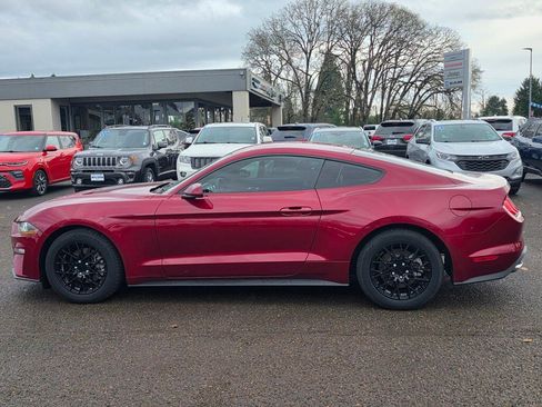 Used 2018 Ford Mustang Coupe image 10