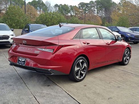 Used 2023 Hyundai Elantra Limited image 25