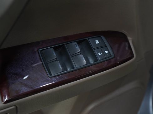 Used 2018 Lexus GX 460 Premium w/ Premium Package AWD/4WD image 23