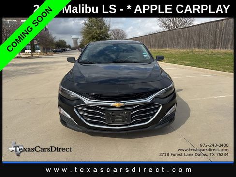 Used 2020 Chevrolet Malibu LS image 2
