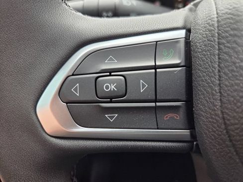 Used 2026 Jeep Compass Latitude AWD/4WD image 26