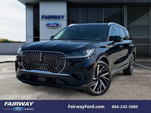 Used 2025 Lincoln Aviator Reserve w/ Equipment Group 201A AWD/4WD image 1