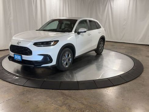 New 2026 Honda HR-V LX image 4