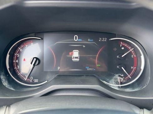 Used 2024 Toyota RAV4 XLE FWD image 29