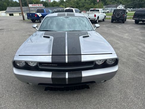 Used 2013 Dodge Challenger R/T RWD image 18