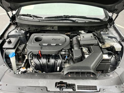 Used 2018 Hyundai Sonata SE FWD image 19