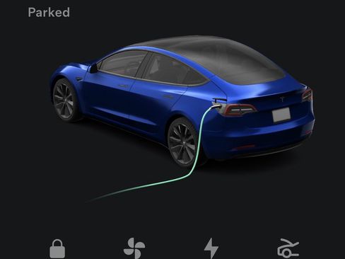 Used 2022 Tesla Model 3 Standard Range RWD image 2
