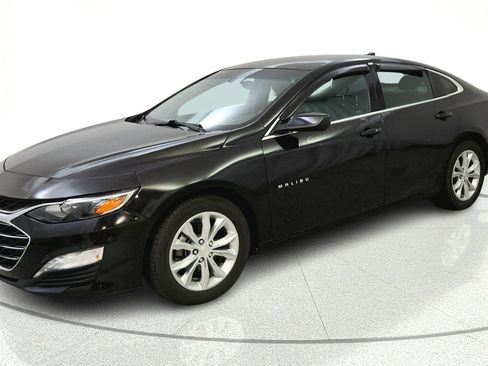 Used 2020 Chevrolet Malibu LT FWD image 3
