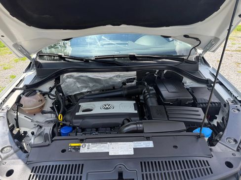 Used 2016 Volkswagen Tiguan S FWD image 43