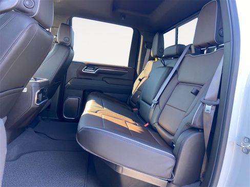 New 2026 GMC Sierra 2500 Denali w/ Denali Reserve Package image 13