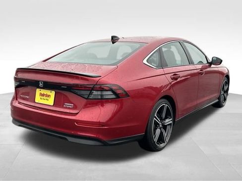 Used 2024 Honda Accord Sport image 10
