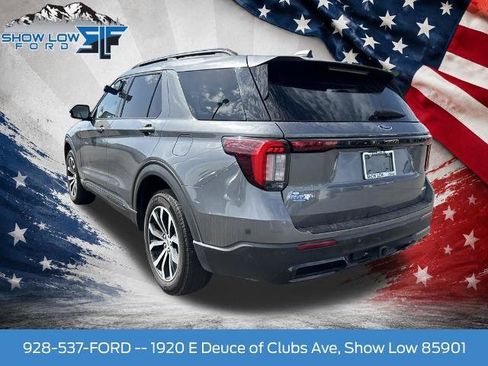 Certified 2025 Ford Explorer ST-Line AWD/4WD image 5
