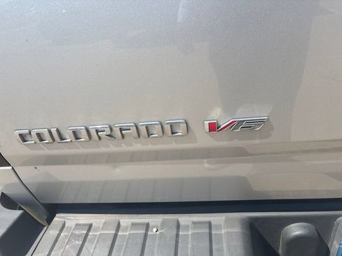Used 2017 Chevrolet Colorado W/T w/ WT Convenience Package RWD image 8