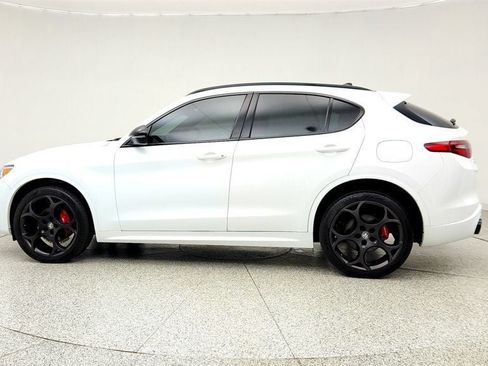 Used 2023 Alfa Romeo Stelvio Veloce AWD/4WD image 8