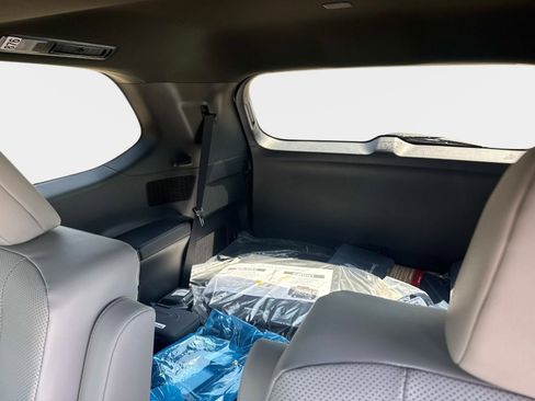 New 2026 Lexus TX 350 AWD image 12