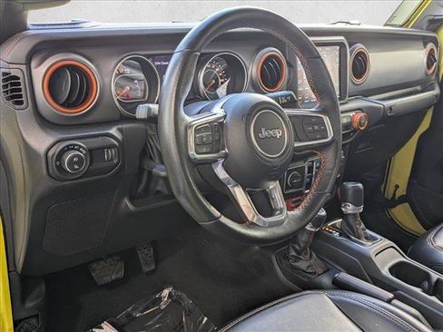 Used 2023 Jeep Gladiator Mojave w/ LED Lighting Group AWD/4WD image 9