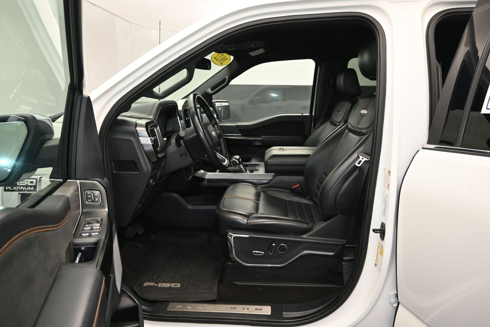 Used 2022 Ford F150 Platinum AWD/4WD image 19