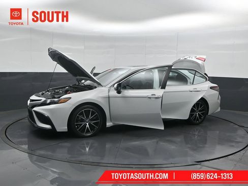 Used 2023 Toyota Camry SE w/ Convenience Package AWD/4WD image 54