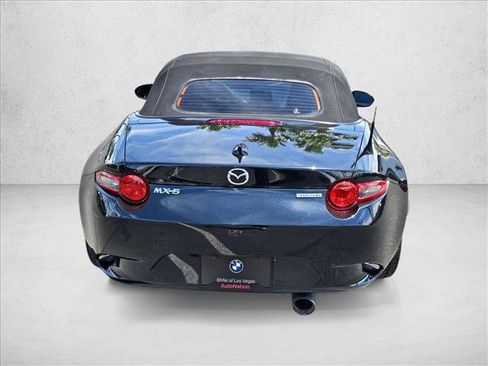 Used 2020 MAZDA MX-5 Miata Grand Touring RWD image 7