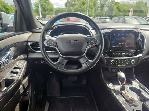 Certified 2023 Chevrolet Traverse RS FWD image 15